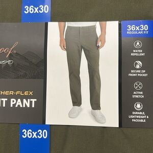 Weatherproof Men's Green Flex Flatfront Pants size 34x30, 36x30 NWT